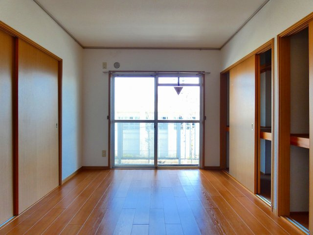 【洋室】 | 寝室にいかがでしょうか。