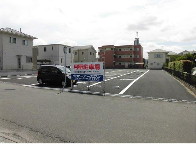 花畑駐車場の外観