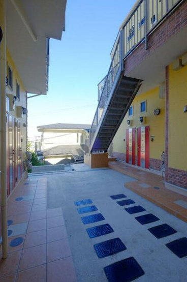 【エントランス】 | ユナイト弘明寺フィンズベリー