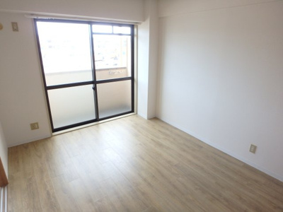 【居間・リビング】 | ＲＥＶＥ甲東園Ⅰ・Ⅱ