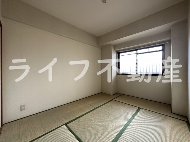 メゾンパルフェートの和室