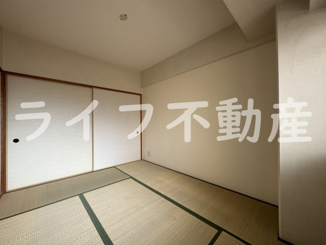 メゾンパルフェートの和室