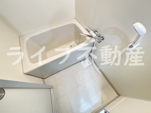 メゾンパルフェートの浴室