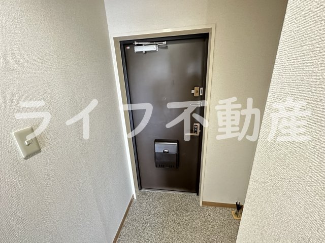 メゾンパルフェートの玄関