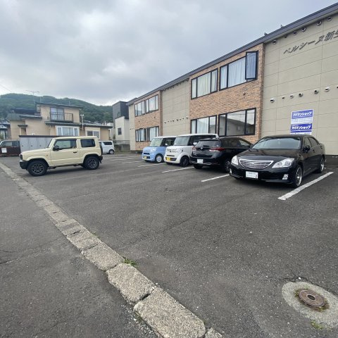 ベルシーヌ新生の駐車場|駐車場です