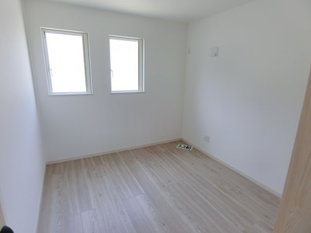 広島市安佐南区山本6丁目　 新築一戸建ての洋室|広々とした洋室です