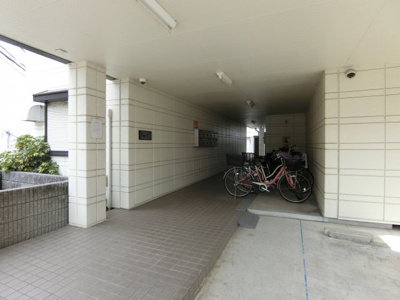 【エントランス】 | B-UPメゾン