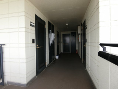 【ロビー】 | B-UPメゾン