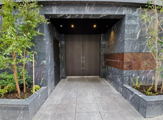 【エントランス】