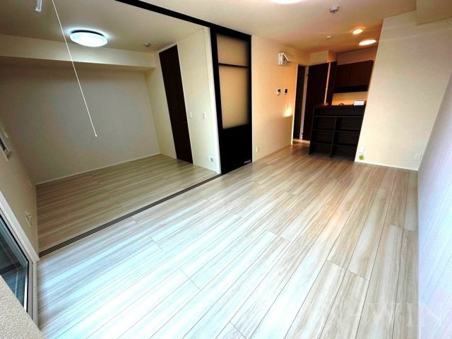 D-square湊町の居間・リビング