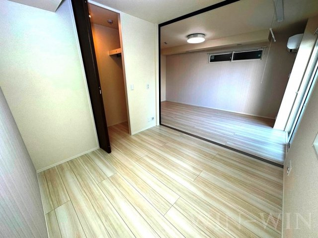 D-square湊町の寝室
