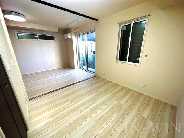 D-square湊町の寝室