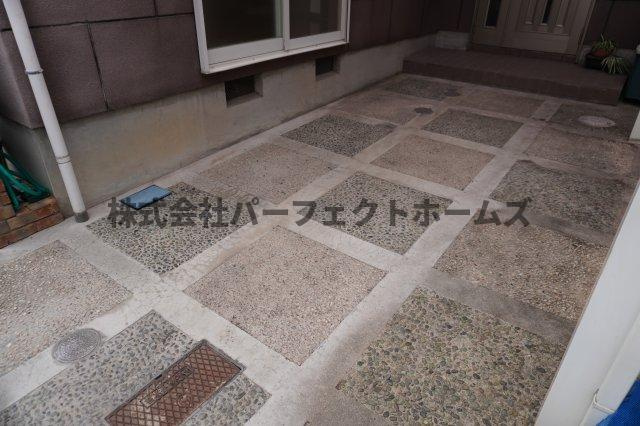 八幡市橋本北ノ町戸建　賃貸の駐車場|駐車スペースもあります