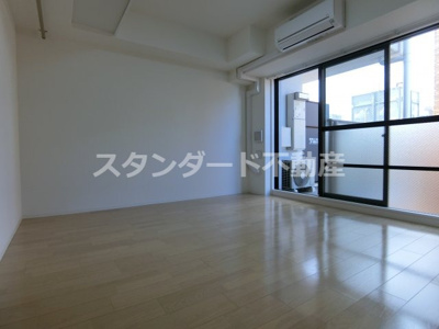 【居間・リビング】 | HS梅田EAST(エイチエスウメダイースト)