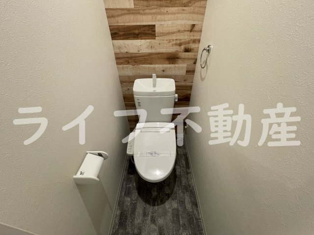 セレニティ若江東町のトイレ|落ち着いたトイレです