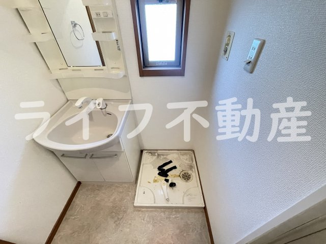 パナコート長田の洗面所|ゆったりとスペースのある洗面所
