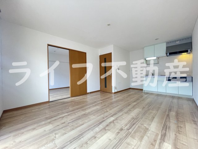 パナコート長田の内装|明るい室内です