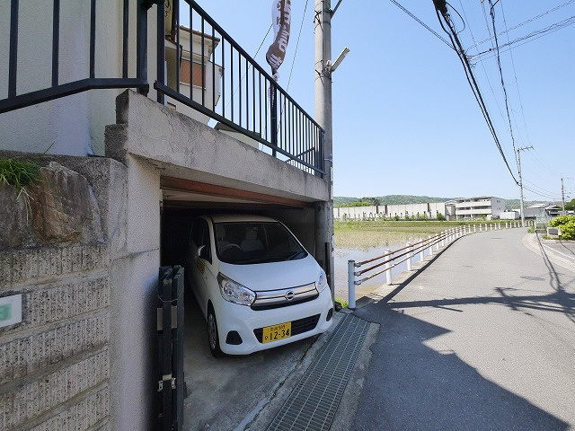 小泉町戸建賃貸の駐車場