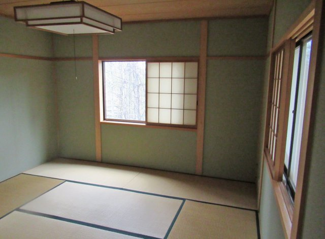 鈴蘭高原別荘地①温泉付き木造２階建の和室|和室があると、家にあたたかい雰囲気が生まれます