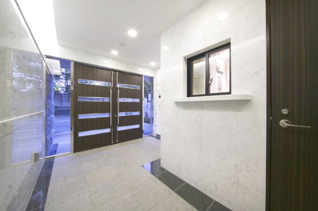 グラントゥルース弥生のエントランス|エントランス