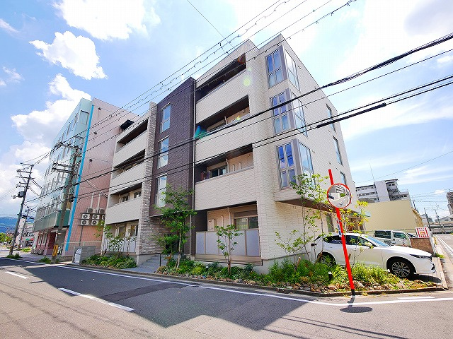 ＳｈａＭａｉｓｏｎ　Ｓｅｒｄｉｎａの外観