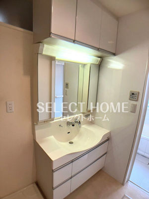 【独立洗面台】 | 若松町川向戸建 | 使いやすい独立洗面台です