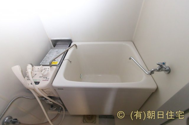 中吉アパートBの浴室