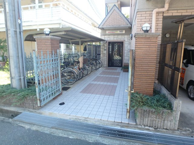 【エントランス】 | リーストラクチャー西宮北口 | ゆとりのあるエントランスです