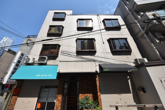 メゾン・ナカニシパートワンのエントランス