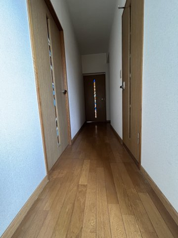 ブルウジュの内装