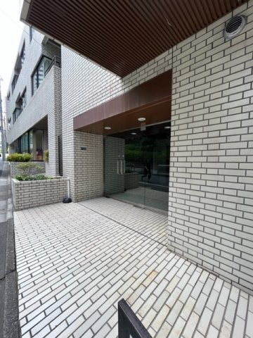 ディアシティ赤坂東館のエントランス