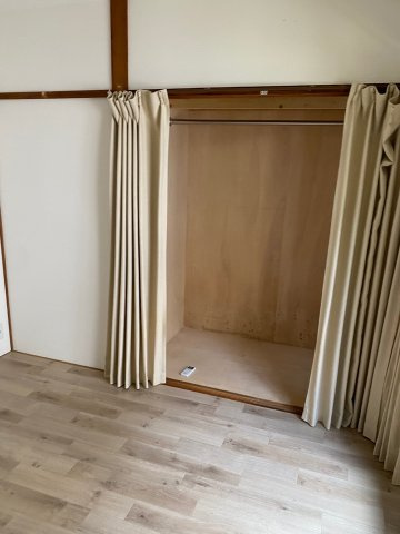 海南市重根・中古戸建・54455の収納