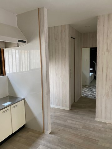 海南市重根・中古戸建・54455のキッチン