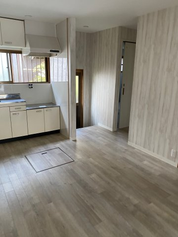 海南市重根・中古戸建・54455の居間・リビング