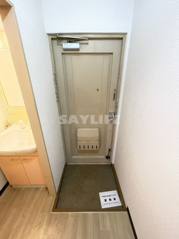 コーポ井上の玄関