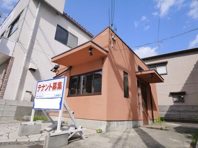 澤田北之庄店舗の外観