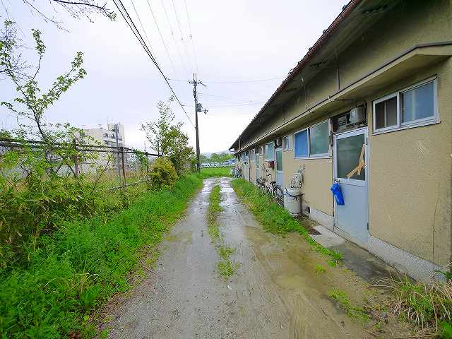 平瀬貸家のロビー