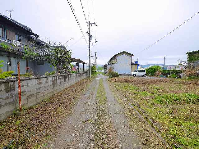 平瀬貸家の庭