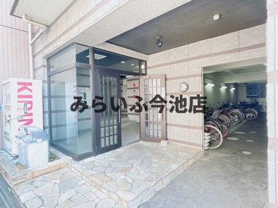 【エントランス】 | 伊藤ビル