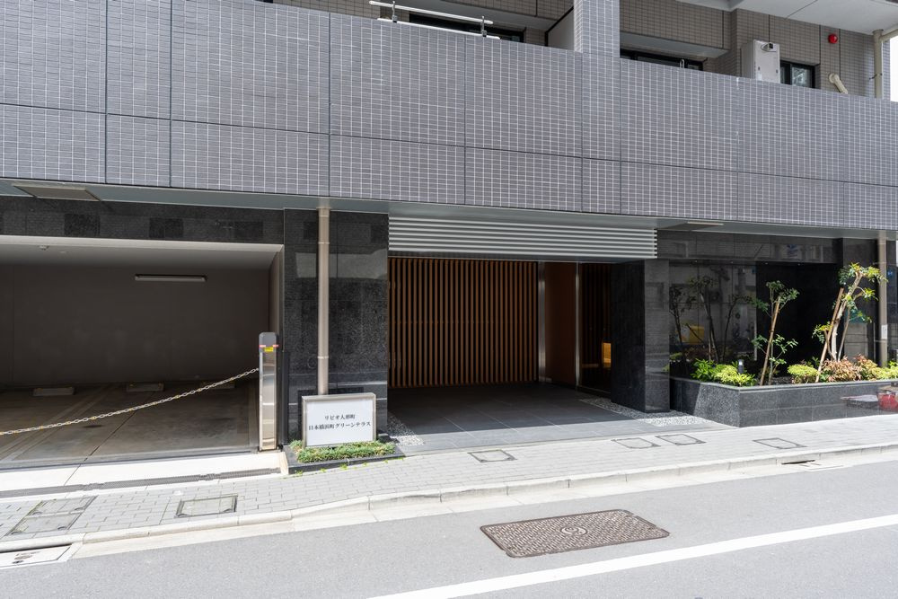 リビオ人形町日本橋浜町グリーンテラスのエントランス