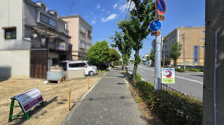 【前面道路含む現地写真】 | 前面道路
