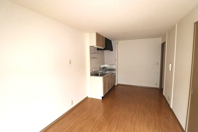 コンフォールチカミA棟の居間・リビング|おしゃれなリビングです