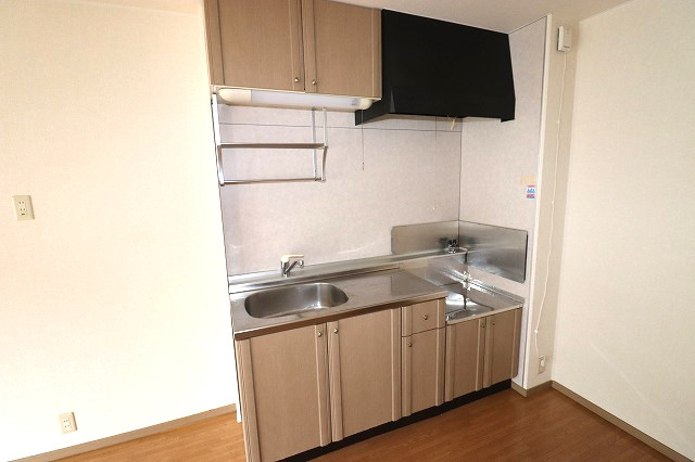 コンフォールチカミA棟のキッチン|きれいなキッチンです