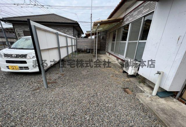 岩満敏子貸家1の庭