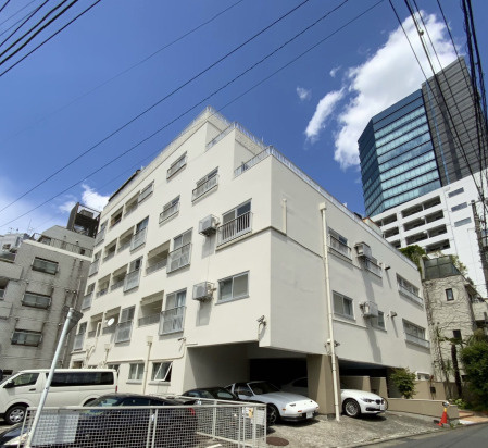 ニュー青葉台マンションの外観