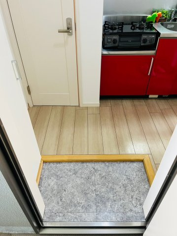 仲介手数料0円！！クレフラスト江向の玄関