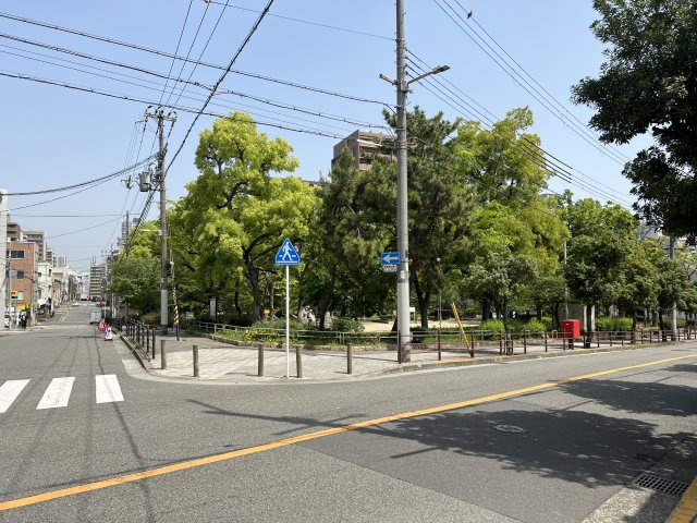 大阪市天王寺区上本町４丁目店舗・倉庫の周辺