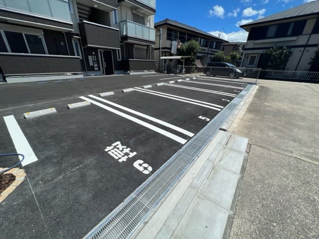 セジュールMの駐車場