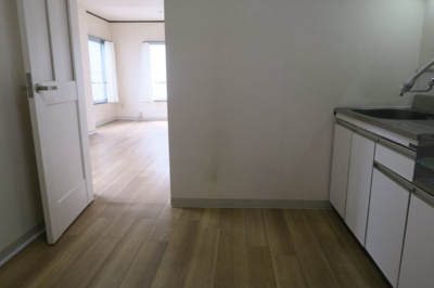 【キッチン】 | 癸生川ビル | 稲荷町の賃貸物件。
「癸生川ビル」のことなら(株)メイワ・エステートへ