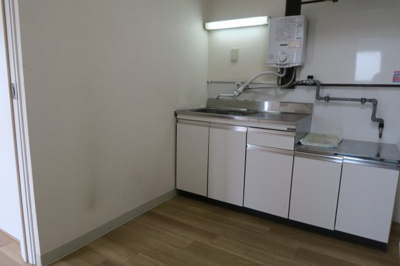 【キッチン】 | 癸生川ビル | 稲荷町の賃貸物件。
「癸生川ビル」のことなら(株)メイワ・エステートへ